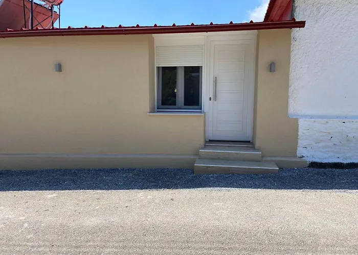 Karakasi House